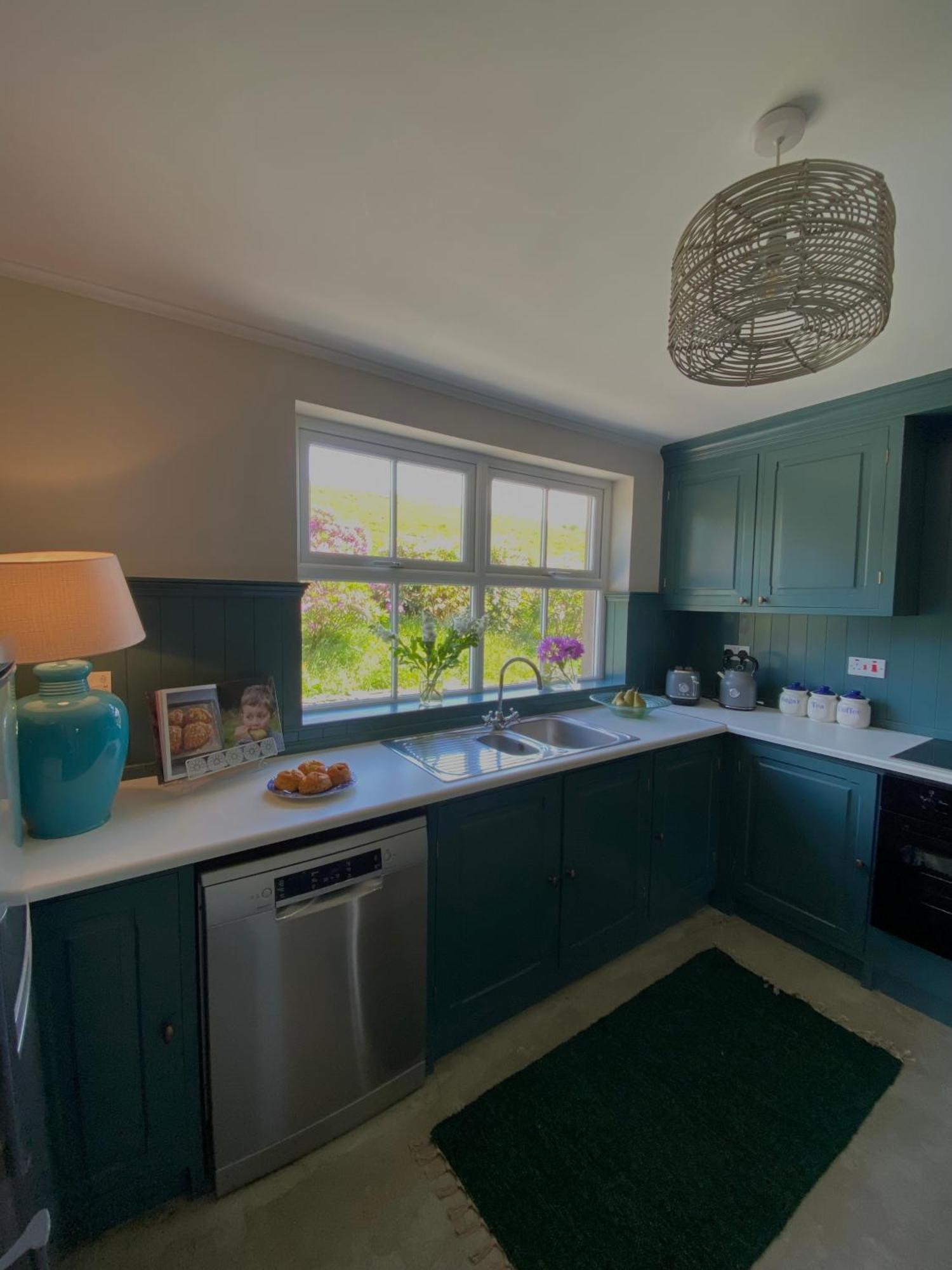 Shanakeever Farm - 3 Bedroom Apartment Clifden Bagian luar foto
